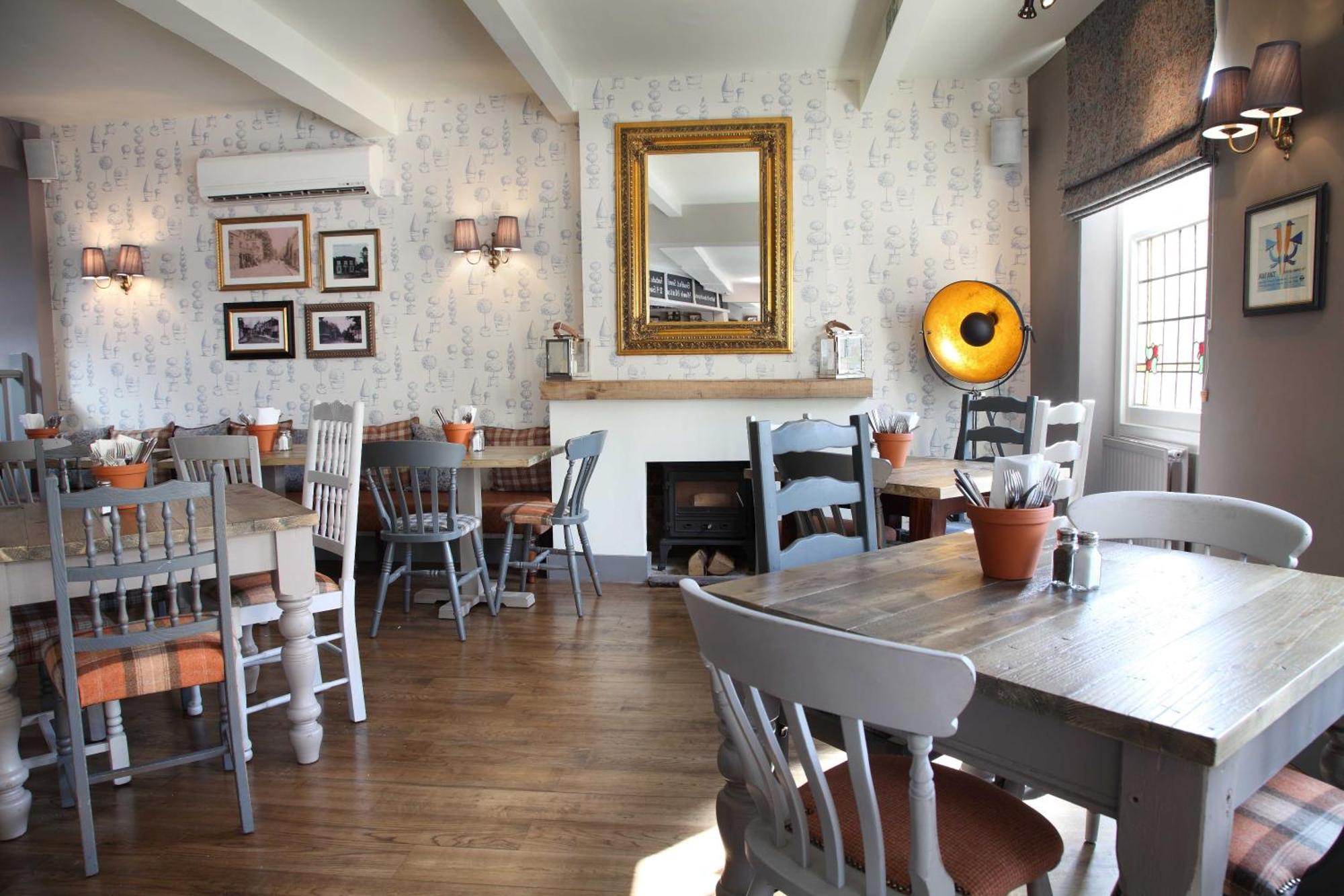 Flower Pot Hotel Sunbury-on-Thames Esterno foto