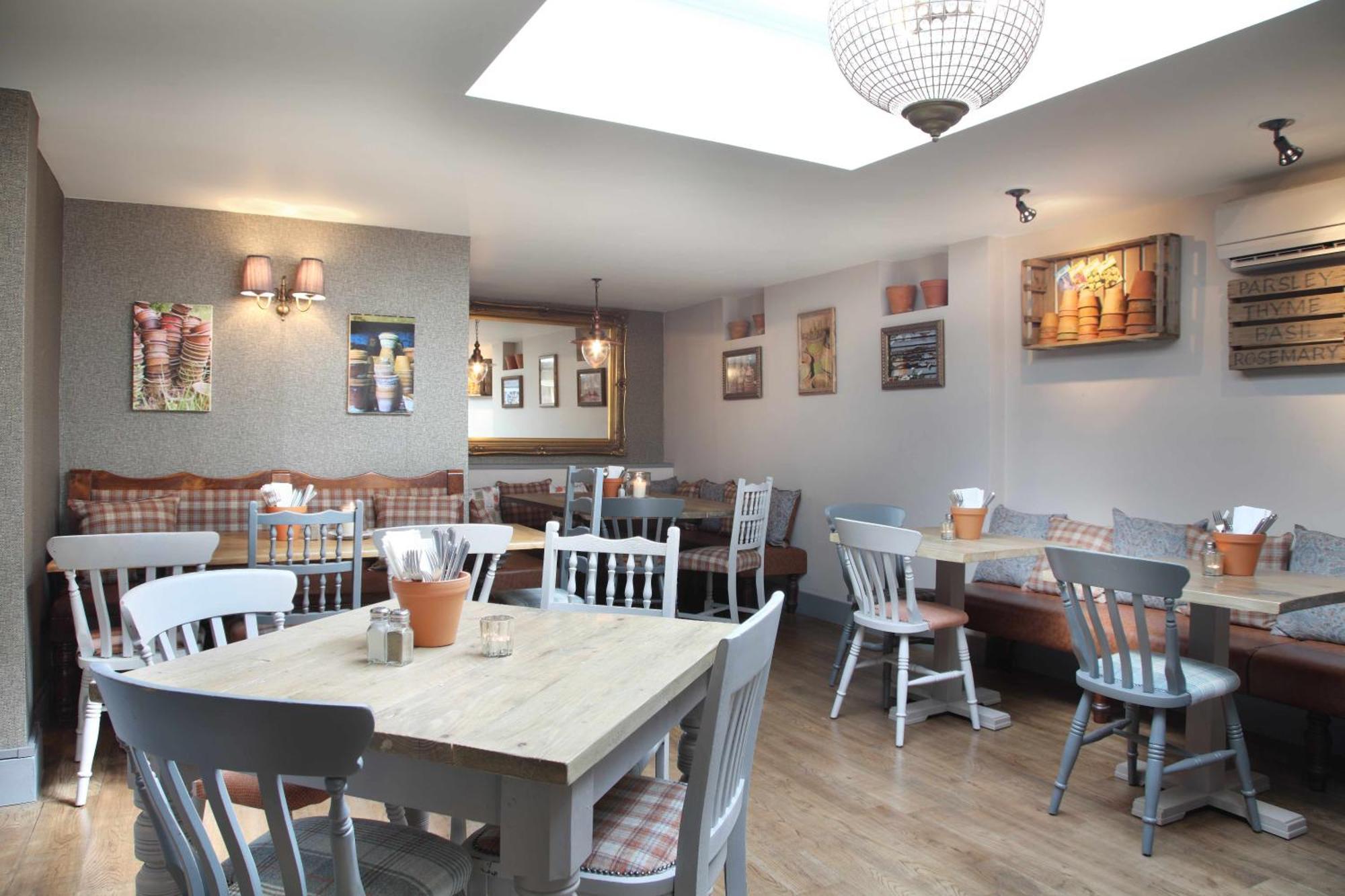 Flower Pot Hotel Sunbury-on-Thames Esterno foto