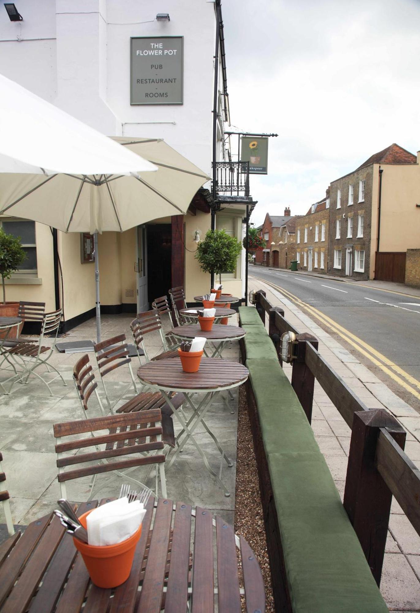 Flower Pot Hotel Sunbury-on-Thames Esterno foto