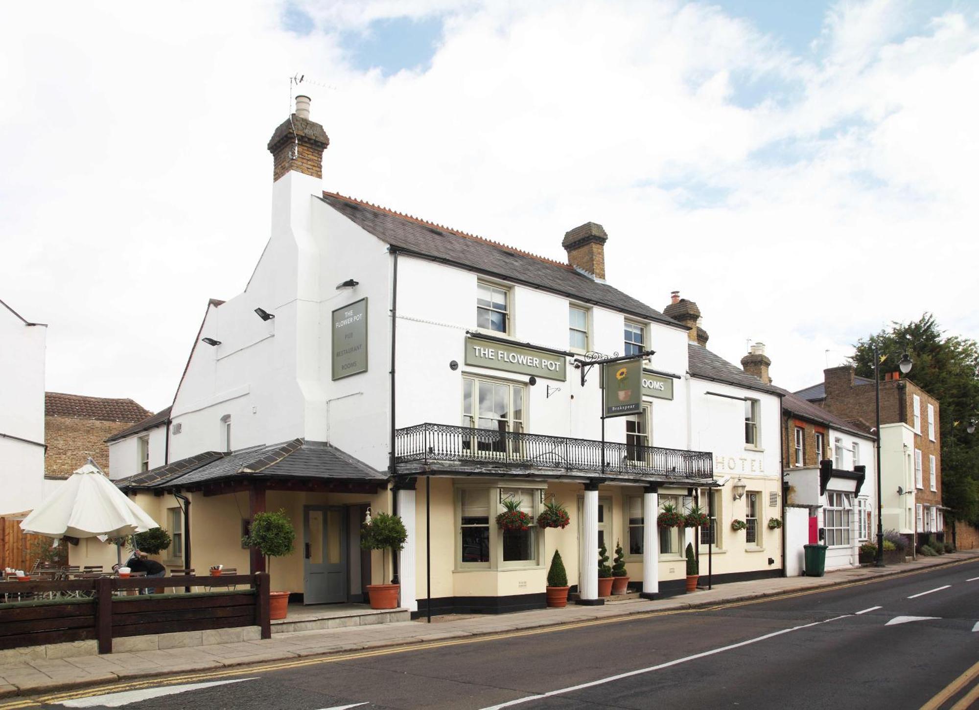 Flower Pot Hotel Sunbury-on-Thames Esterno foto