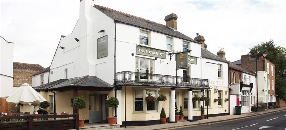 Flower Pot Hotel Sunbury-on-Thames Esterno foto