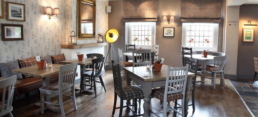 Flower Pot Hotel Sunbury-on-Thames Esterno foto